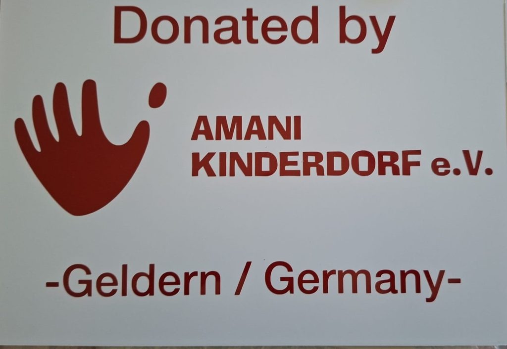 Neue Tafeln für die Ipogolo Secondary School